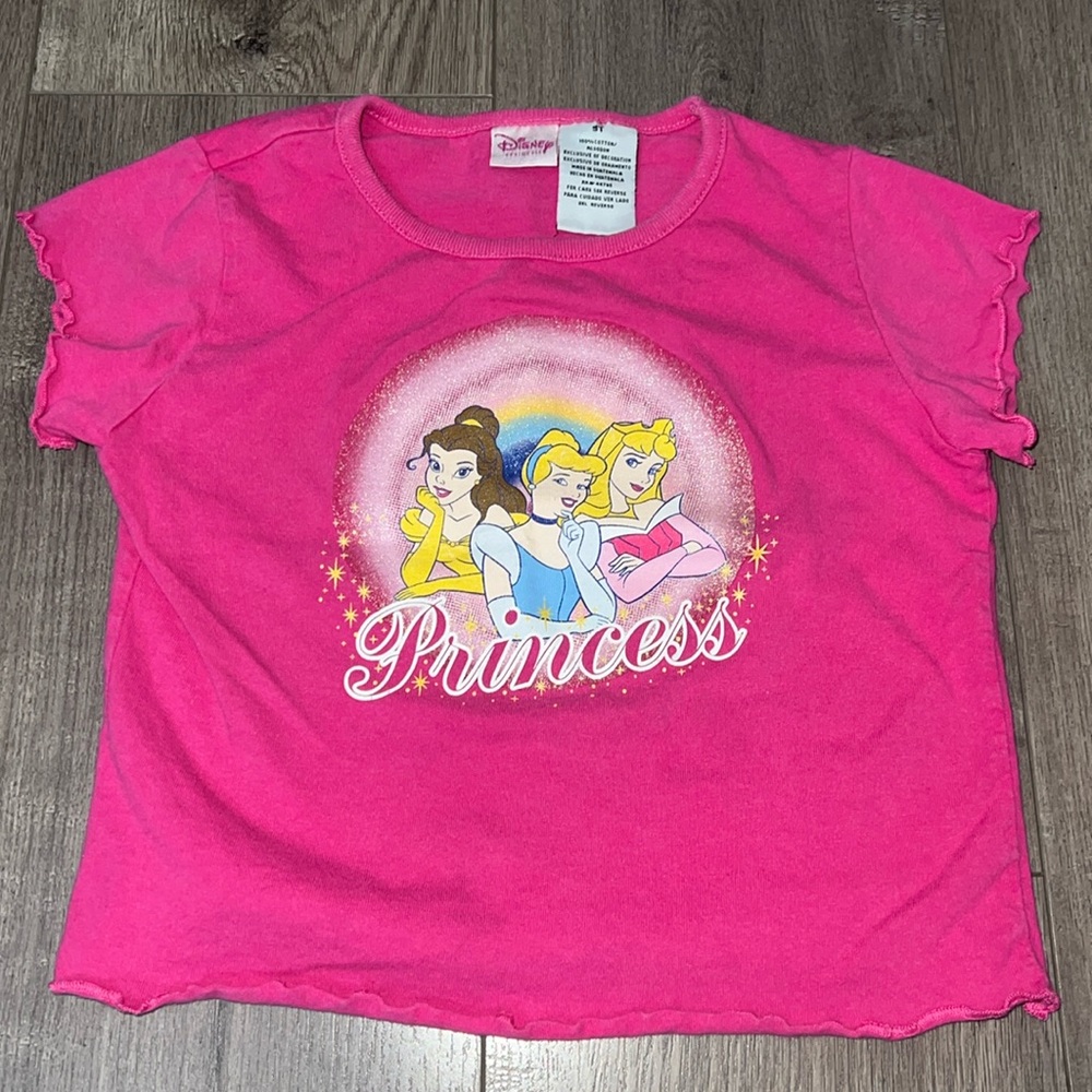 RARE Y2K Vintage Disney Princess shirt.